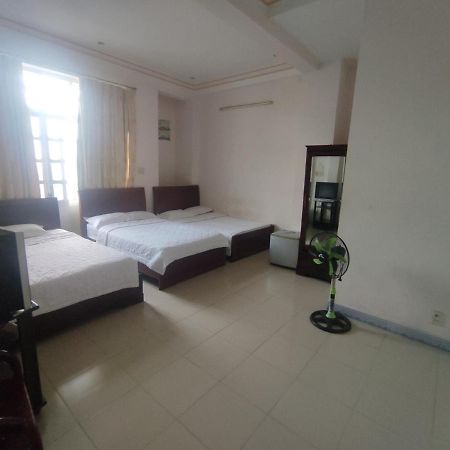 Hotel Khach San Phu Phuong à Nha Trang Extérieur photo