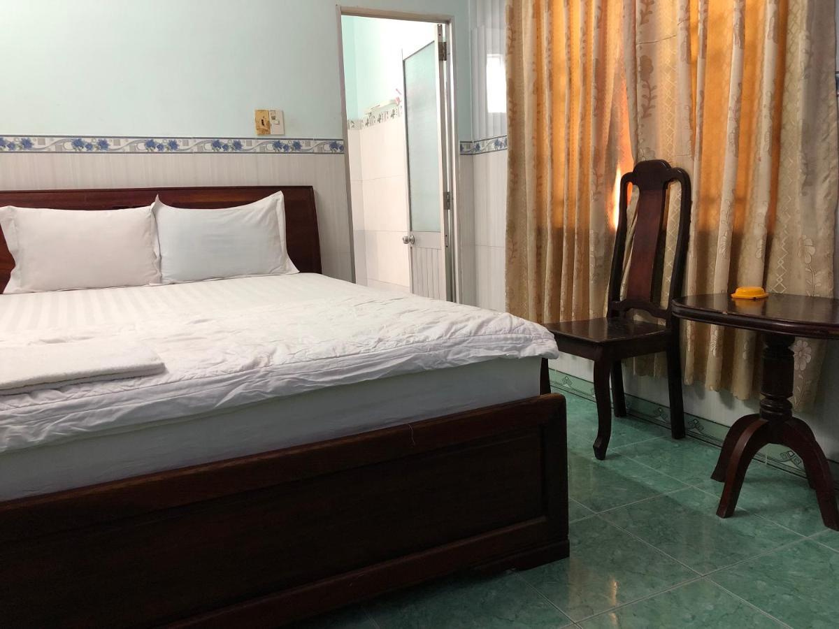 Hotel Khach San Phu Phuong à Nha Trang Extérieur photo