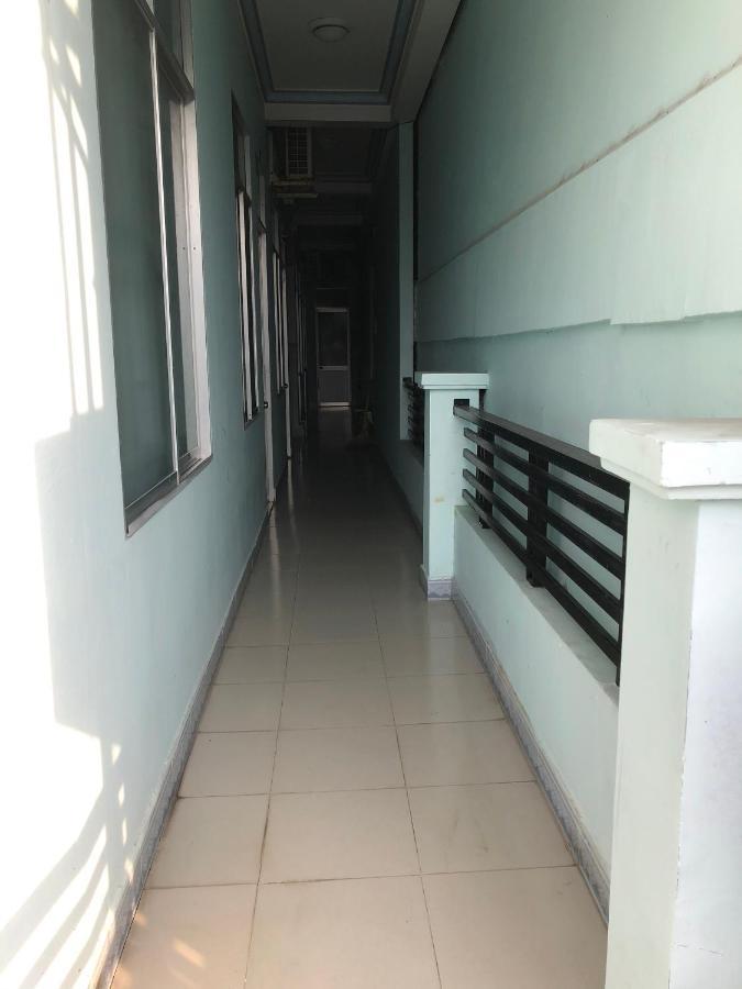 Hotel Khach San Phu Phuong à Nha Trang Extérieur photo
