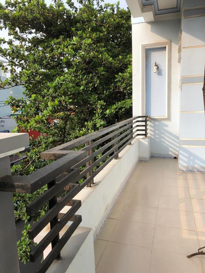 Hotel Khach San Phu Phuong à Nha Trang Extérieur photo